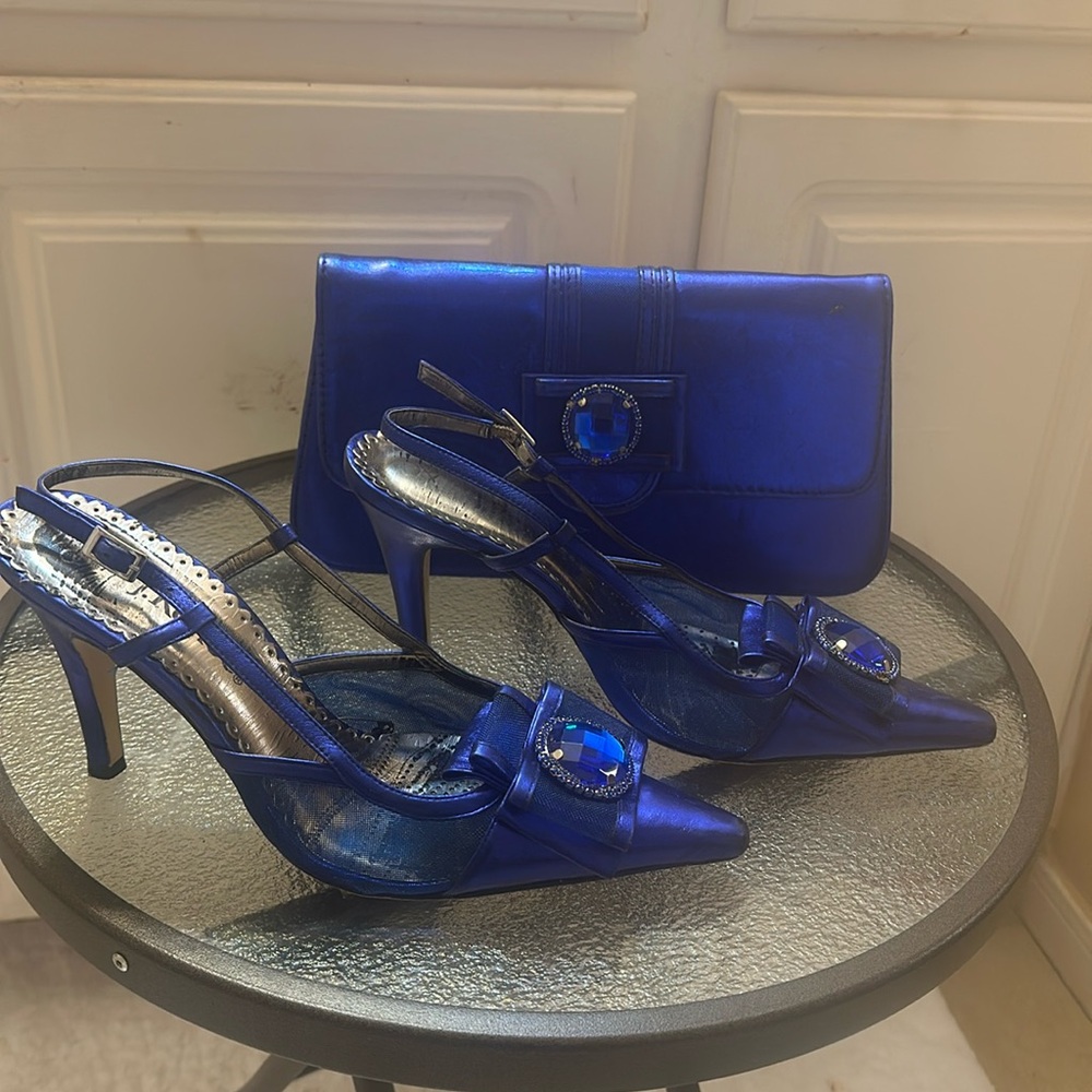 Royal blue handbag and sling back dressy heel.